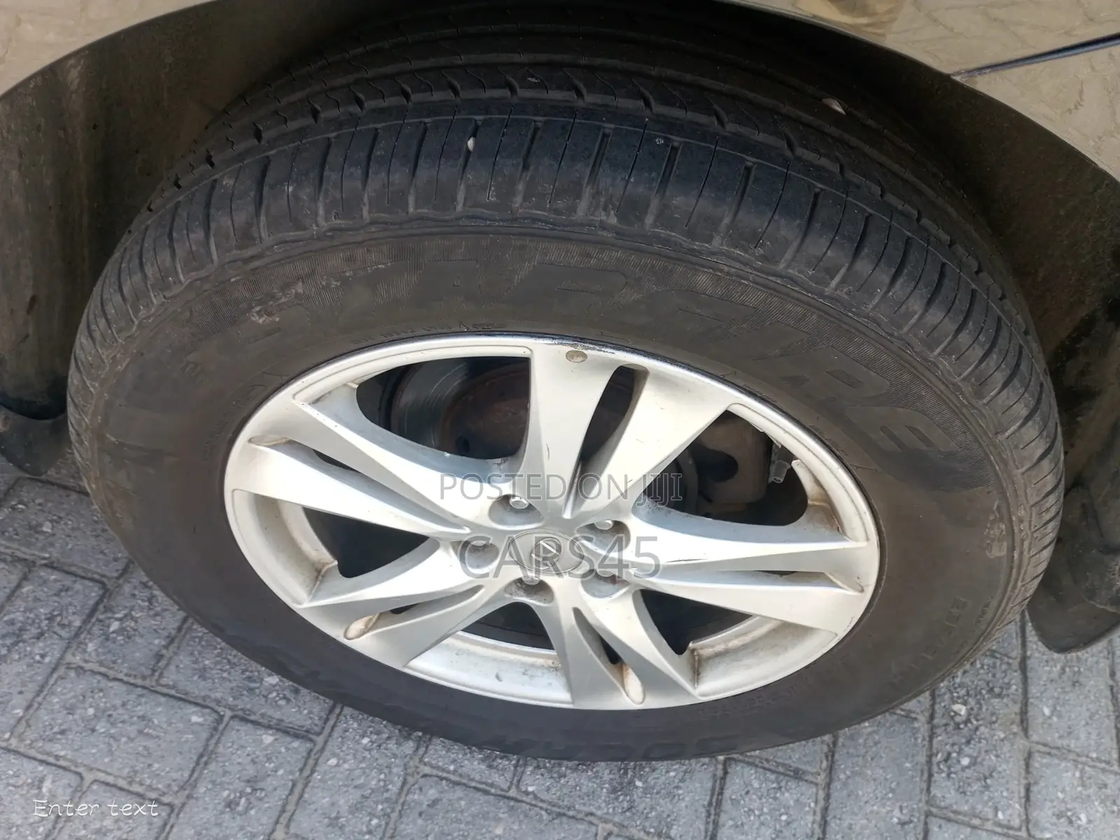 Hyundai Santa Fe 2012 Gray