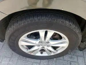Hyundai Santa Fe 2012 Gray