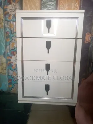 Make Up Cabinet