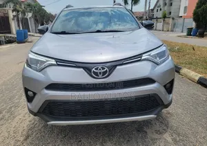 Toyota RAV4 SE AWD (2.5L 4cyl 6A) 2016 Silver