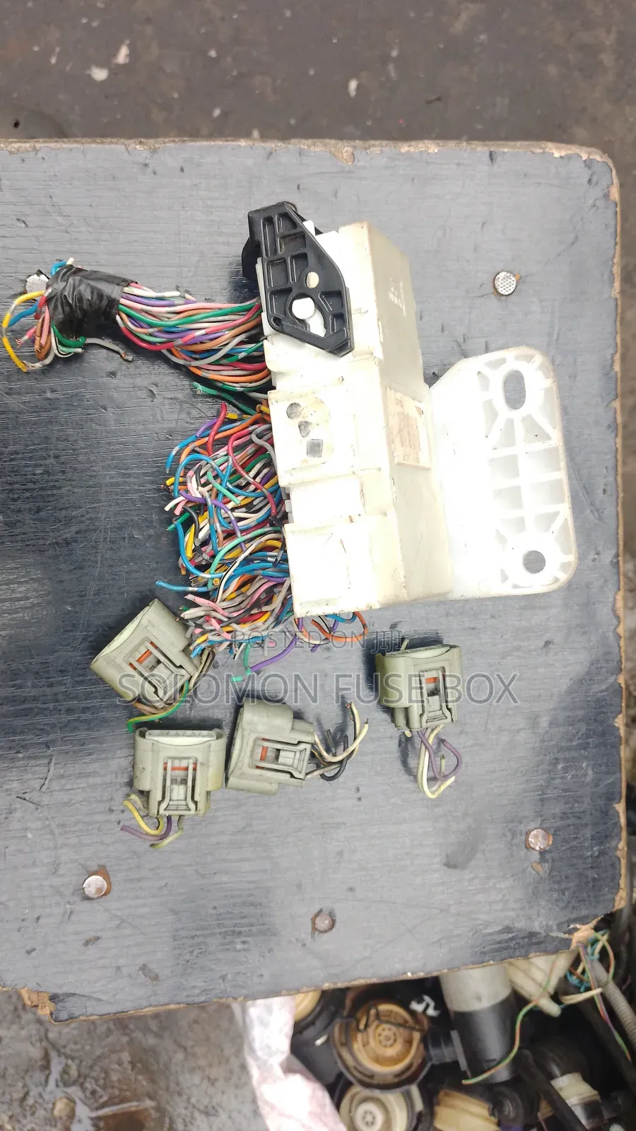 Camry Canbox 208 2011