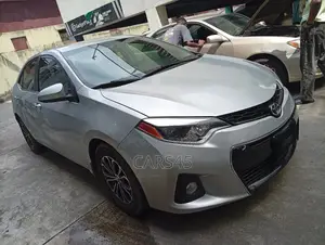 Toyota Corolla 2016 Silver