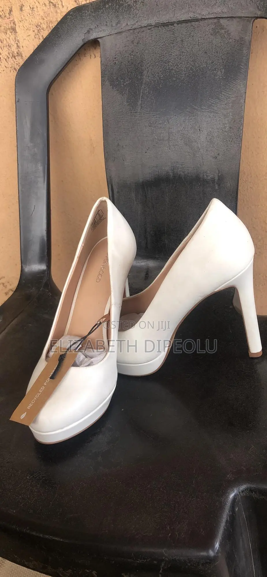 Even Odd White Heels Size:39