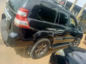 Toyota Land Cruiser 2014 Black