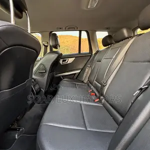 Mercedes-Benz GLK-Class 350 2014 Black