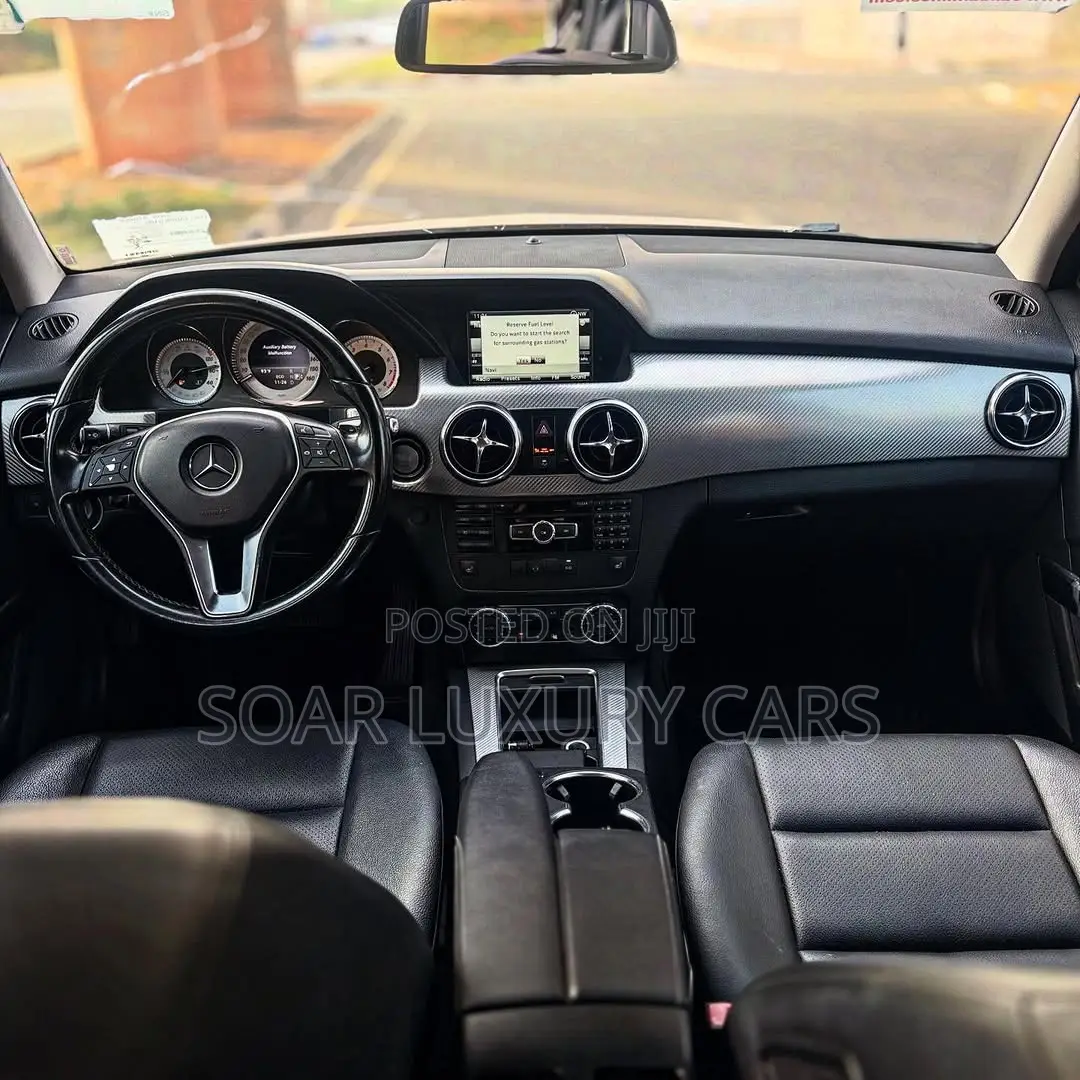 Mercedes-Benz GLK-Class 350 2014 Black