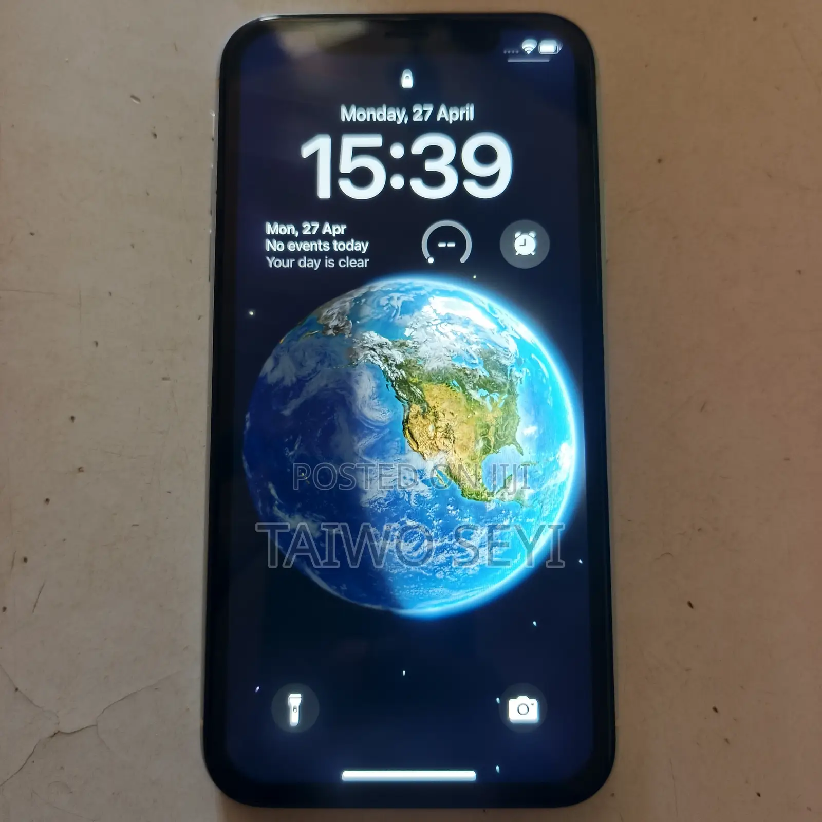 Apple iPhone XR 64 GB White