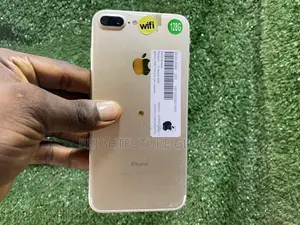 Apple iPhone 7 Plus 128 GB Gold
