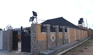 4bdrm Bungalow in Akuru Hassan Block,, Akala Express for sale