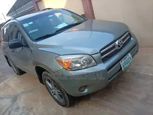 Toyota RAV4 2008 Gray