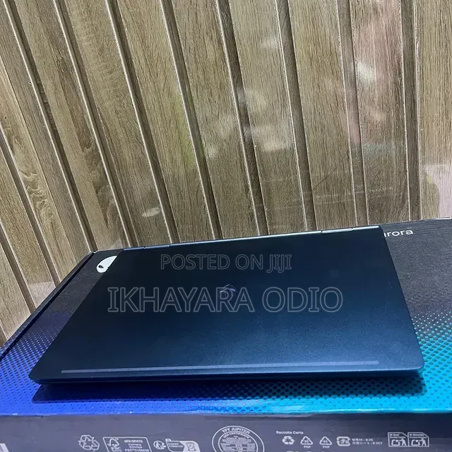 Laptop Alienware 16 Aurora 32GB Intel Core Ultra 9 SSD 1T