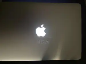 Laptop Apple MacBook Pro 2017 8GB Intel Core i5 SSD 250GB