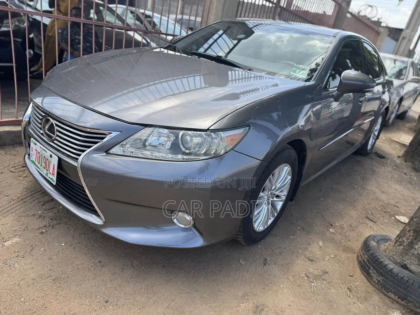 Lexus ES 2013 Gray