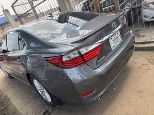 Lexus ES 2013 Gray