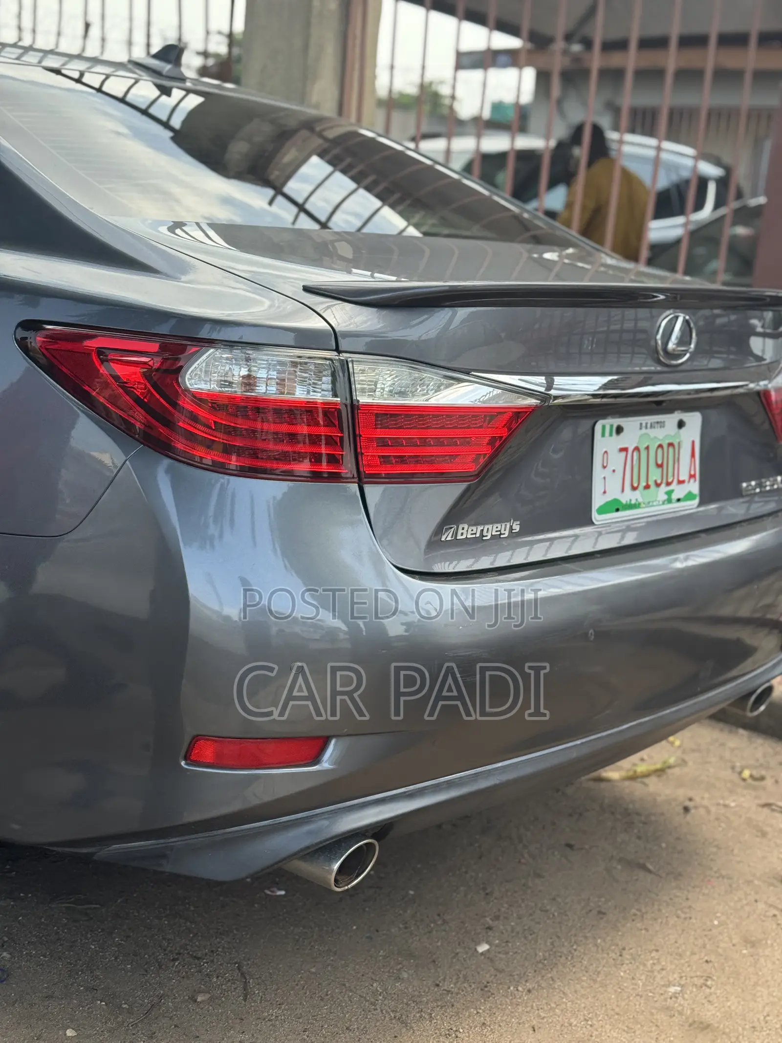 Lexus ES 2013 Gray