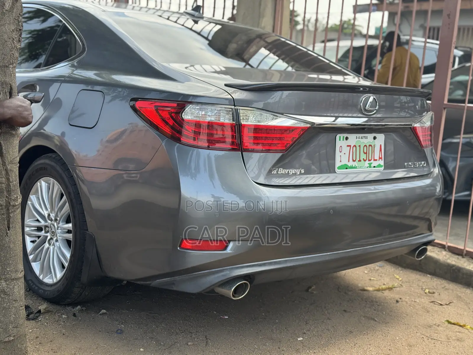 Lexus ES 2013 Gray
