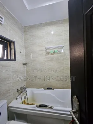 5bdrm Duplex in Guzape District for rent