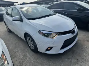 Toyota Corolla 2014 White