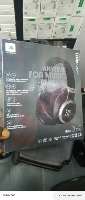 JBL Live770nc Wireless