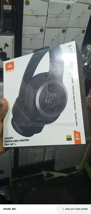 JBL Live770nc Wireless