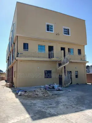 Mini Flat in Badore Road for rent