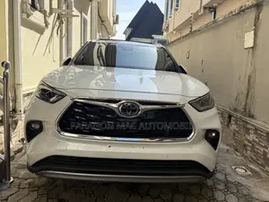 Toyota Highlander Platinum 2022 White