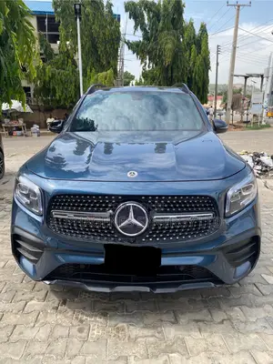 Mercedes-Benz GLB-Class GLB 250 4MATIC 2020 Blue