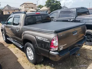 Toyota Tacoma TRD PRO V6 4dr Access Cab 4WD 6.1 ft. SB (4.0L 6cyl 6M)