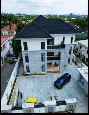 7bdrm Duplex in It Own Compound, Maitama for sale