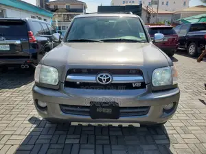 Toyota Sequoia 2007 Gray