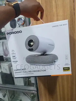 Porodo Lumacast Smart Full Hd Projector.