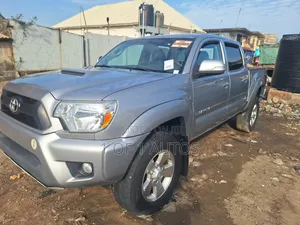 Toyota Tacoma TRD PRO V6 4dr Access Cab 4WD 6.1 ft. SB (4.0L 6cyl 6M)