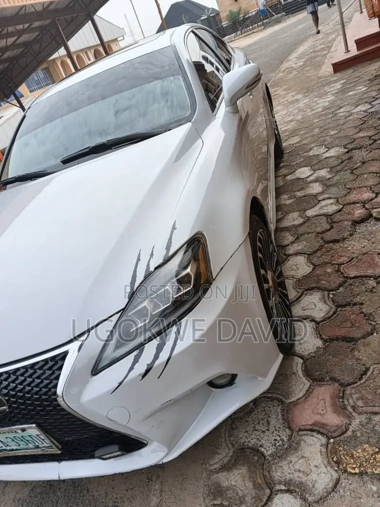 Lexus IS 2010 White