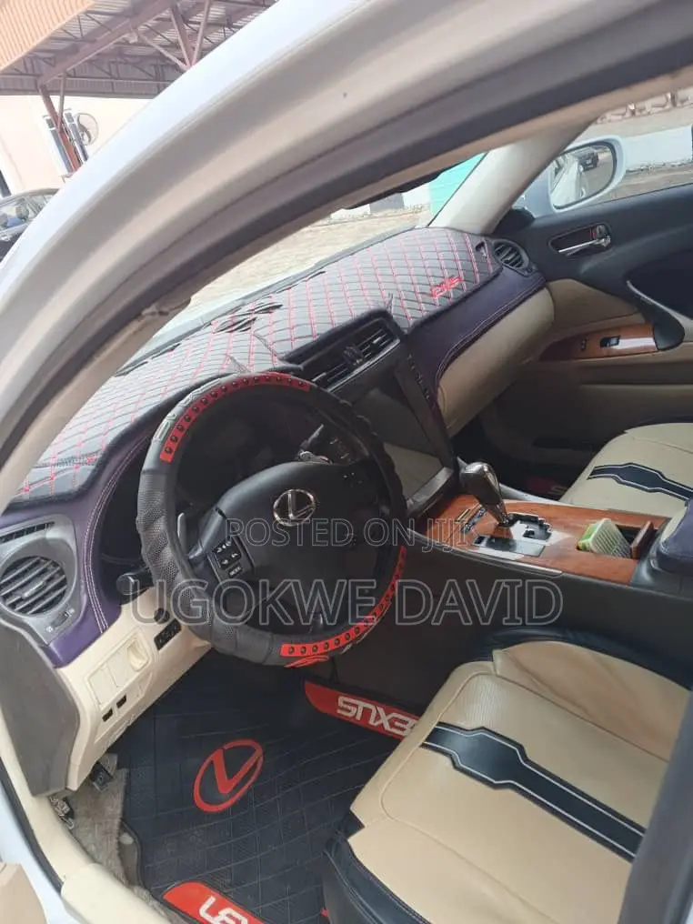 Lexus IS 2010 White
