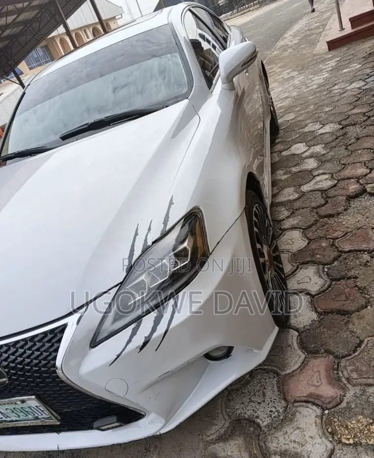 Lexus IS 2010 White