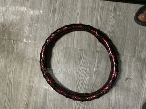 Red and Black Diamond Pattern Steering Wheel Cover