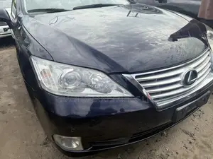 Lexus ES 350 2011 Blue