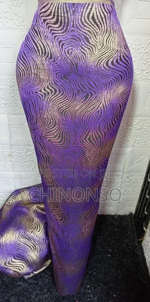 Glamour Damask