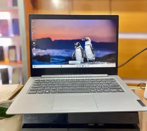 Laptop Lenovo 4GB AMD eMMC 60GB