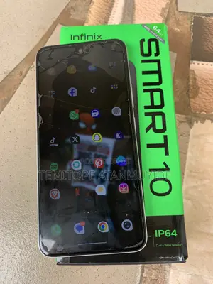 Infinix Smart 10 64 GB Silver