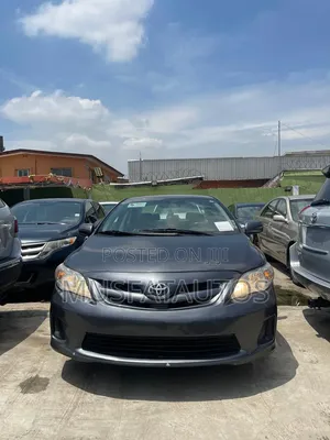 Toyota Corolla LE 4dr Sedan (1.8L 4cyl 4A) 2012 Gray