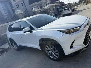 Toyota Grand Highlander Limited AWD 2024 White