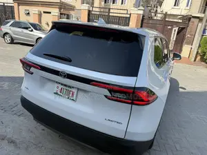 Toyota Grand Highlander Limited AWD 2024 White