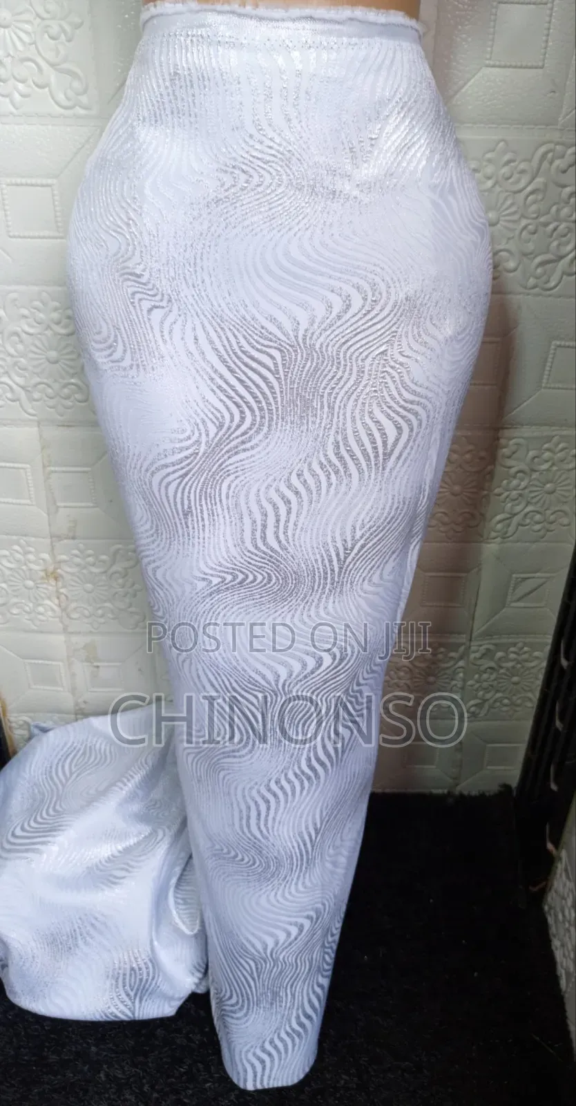 Glamour Damask
