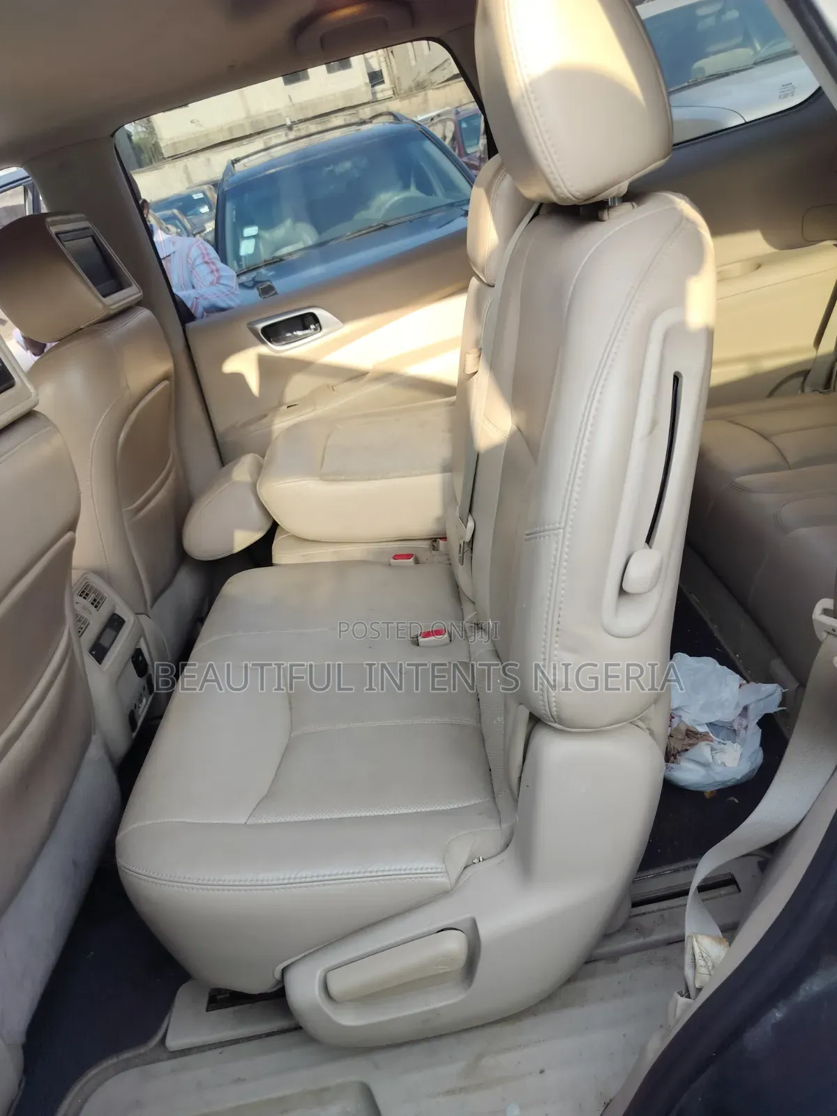 Nissan Pathfinder Platinum 4x4 2013 Gray