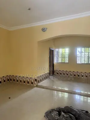 3bdrm Block of Flats in Farm Road 2, Eliozu for rent