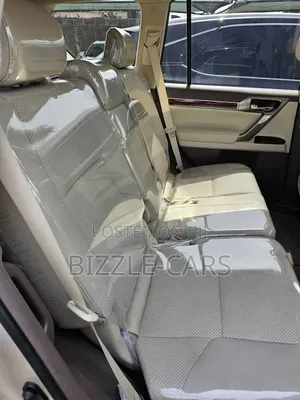 Lexus GX 460 2012 Gold