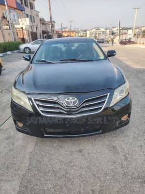 Toyota Camry XLE 4dr Sedan (2.5L 4cyl 6AM) 2010 Black