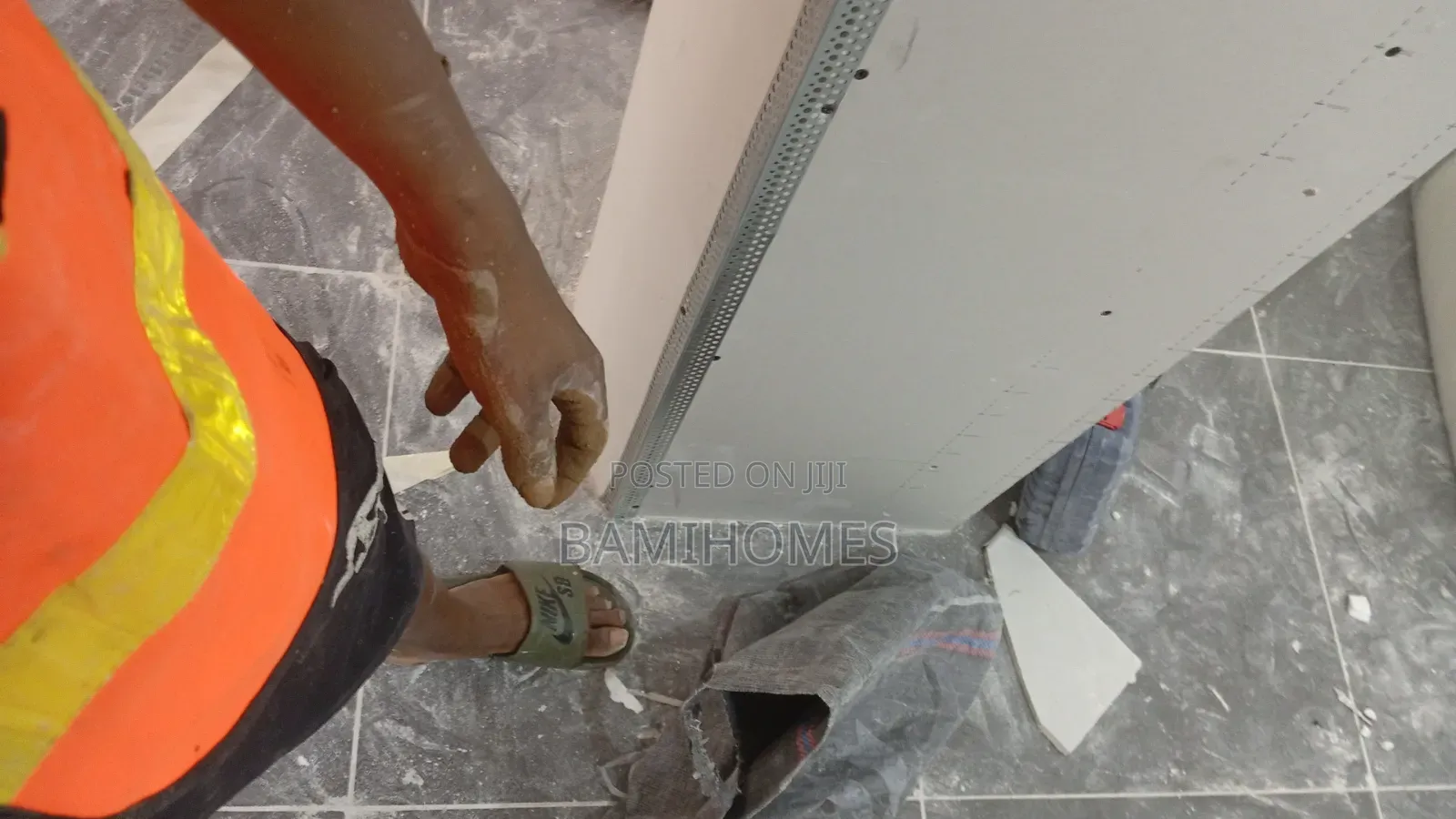 Professional Plaster Board Installer