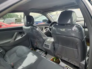 Toyota Camry SE 4dr Sedan (2.5L 4cyl 6AM) 2010 Silver
